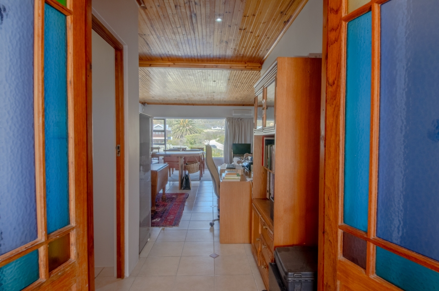 4 Bedroom Property for Sale in Pringle Bay Western Cape